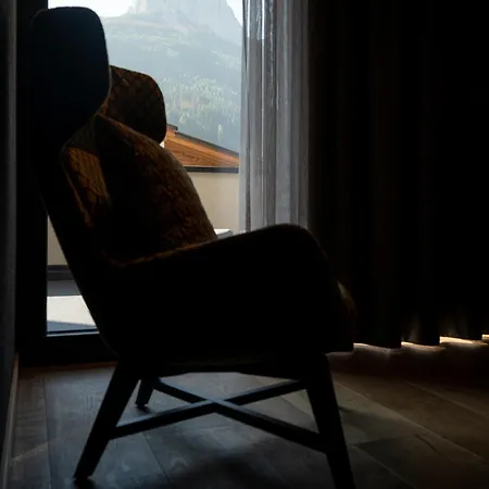 Dolomiti Exclusive Your Mountain Suite-3
